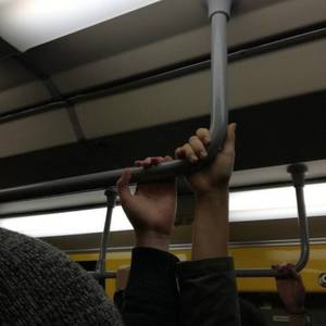 丰满双乳的一级A片
